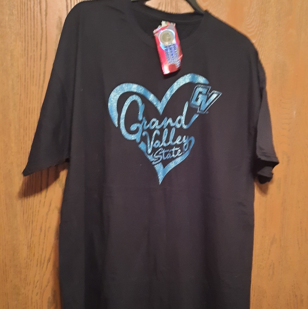Grand Valley Tee